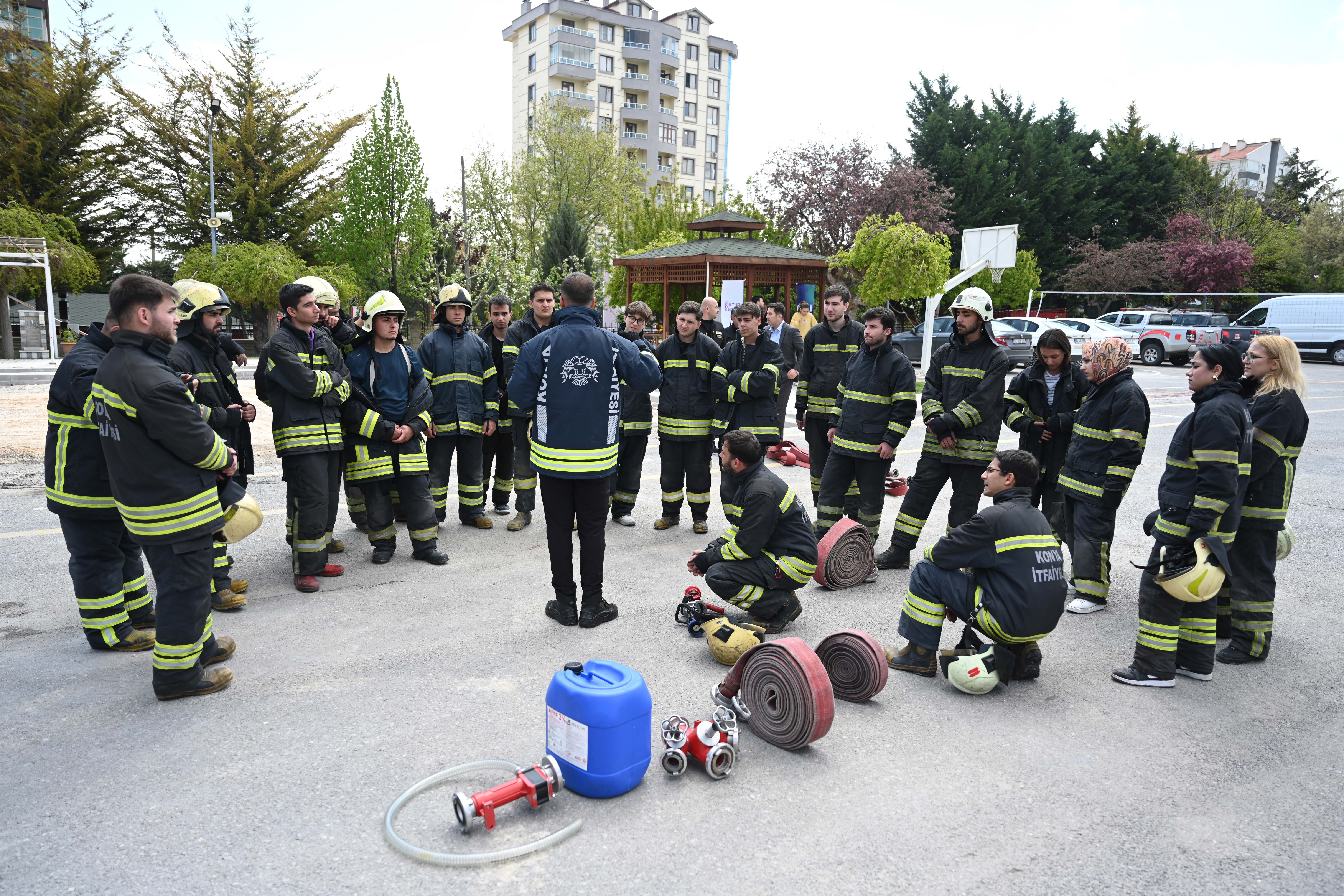 GENÇLERDEN “GÖNÜLLÜ İTFAİYECİLİK” PROJESİ’NE İLGİ ARTIYOR